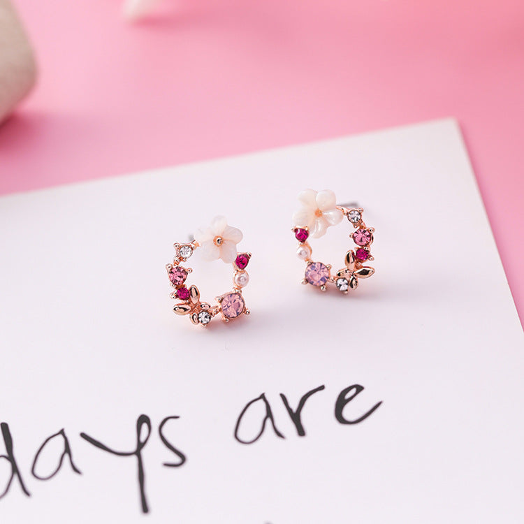 E024 pink flower wreath stud earrings