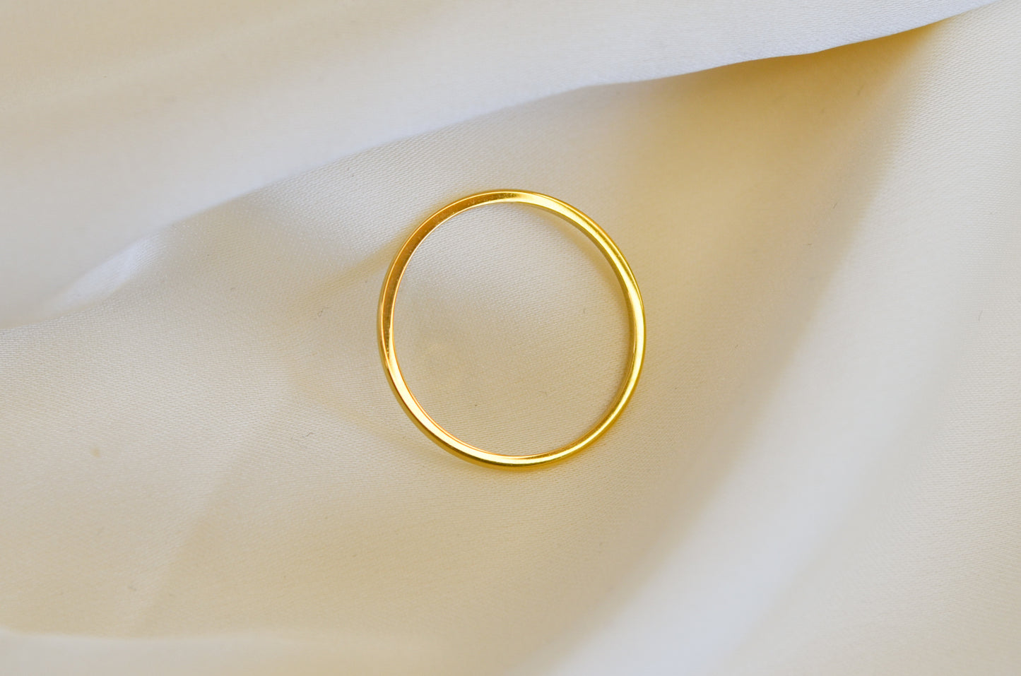 Brielle 18k gold vermeil minimalist gold ring band