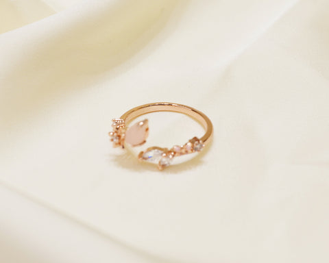 R013 rose gold pink gem stone crystal open flower ring