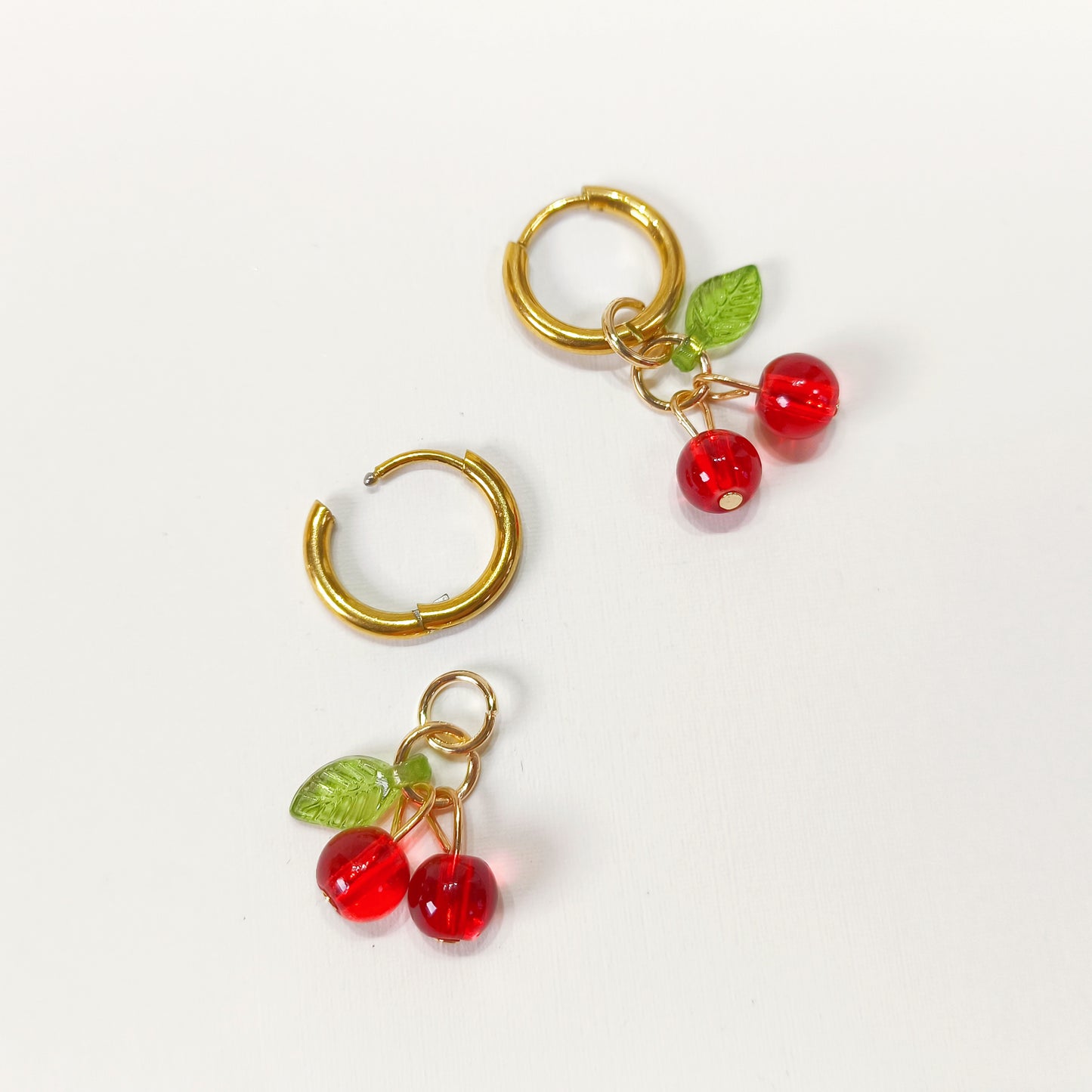 C016 red cherry dangle charm