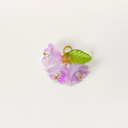 C021 lilac lily flower cluster dangle charm