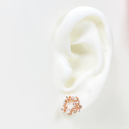 E028 rose gold dainty flower wreath earrings