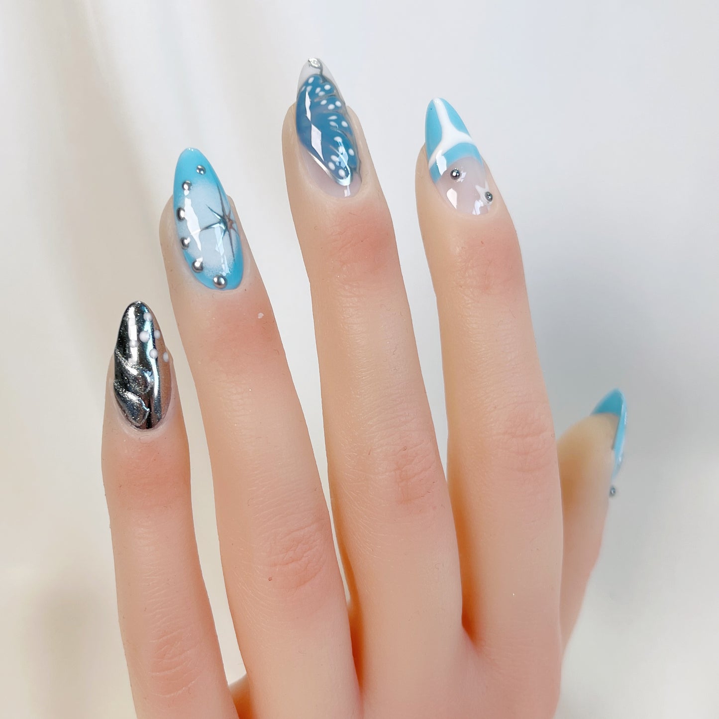 PO059 blue y2k abstract chrome press on nails