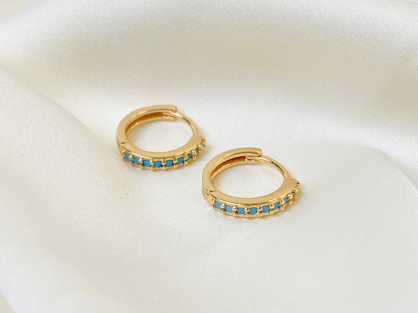 E138 turquoise huggie hoop earrings