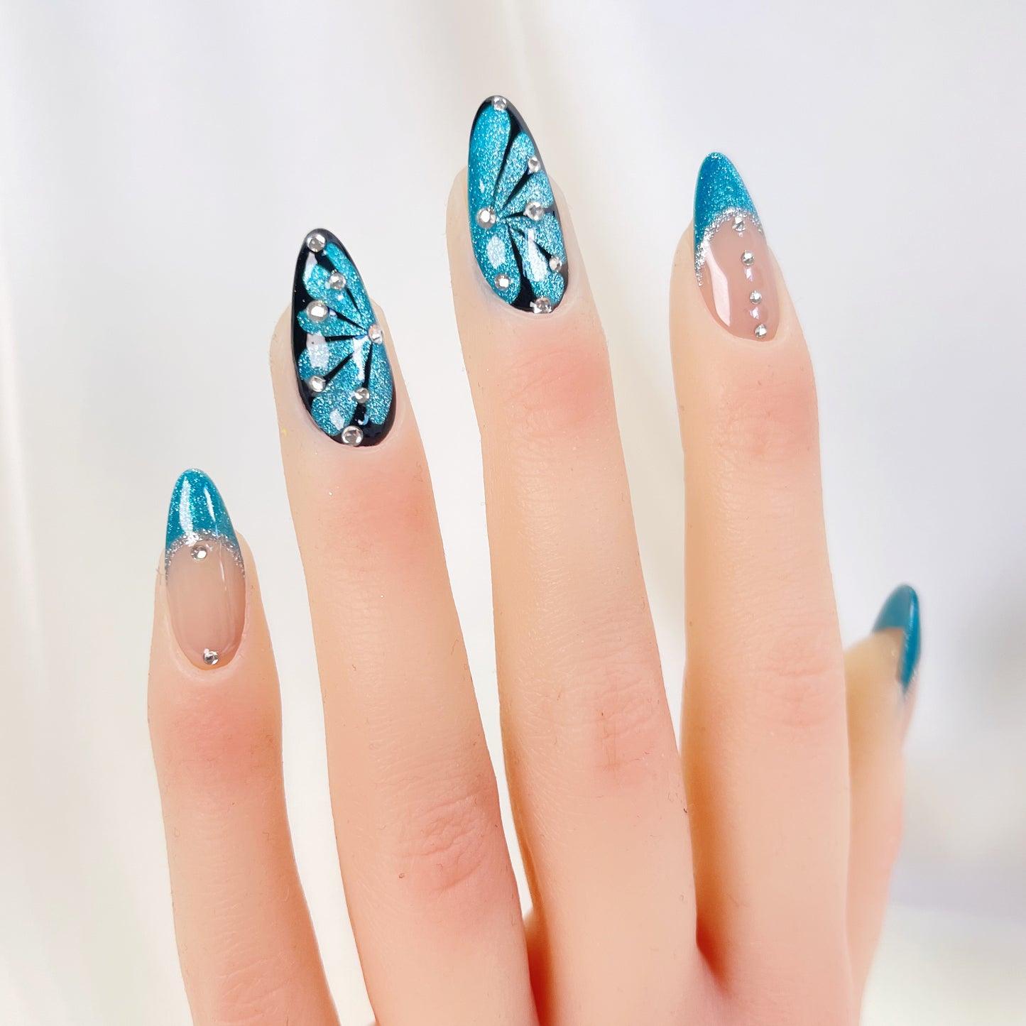 PO086 cateye blue butterfly almond press on nails