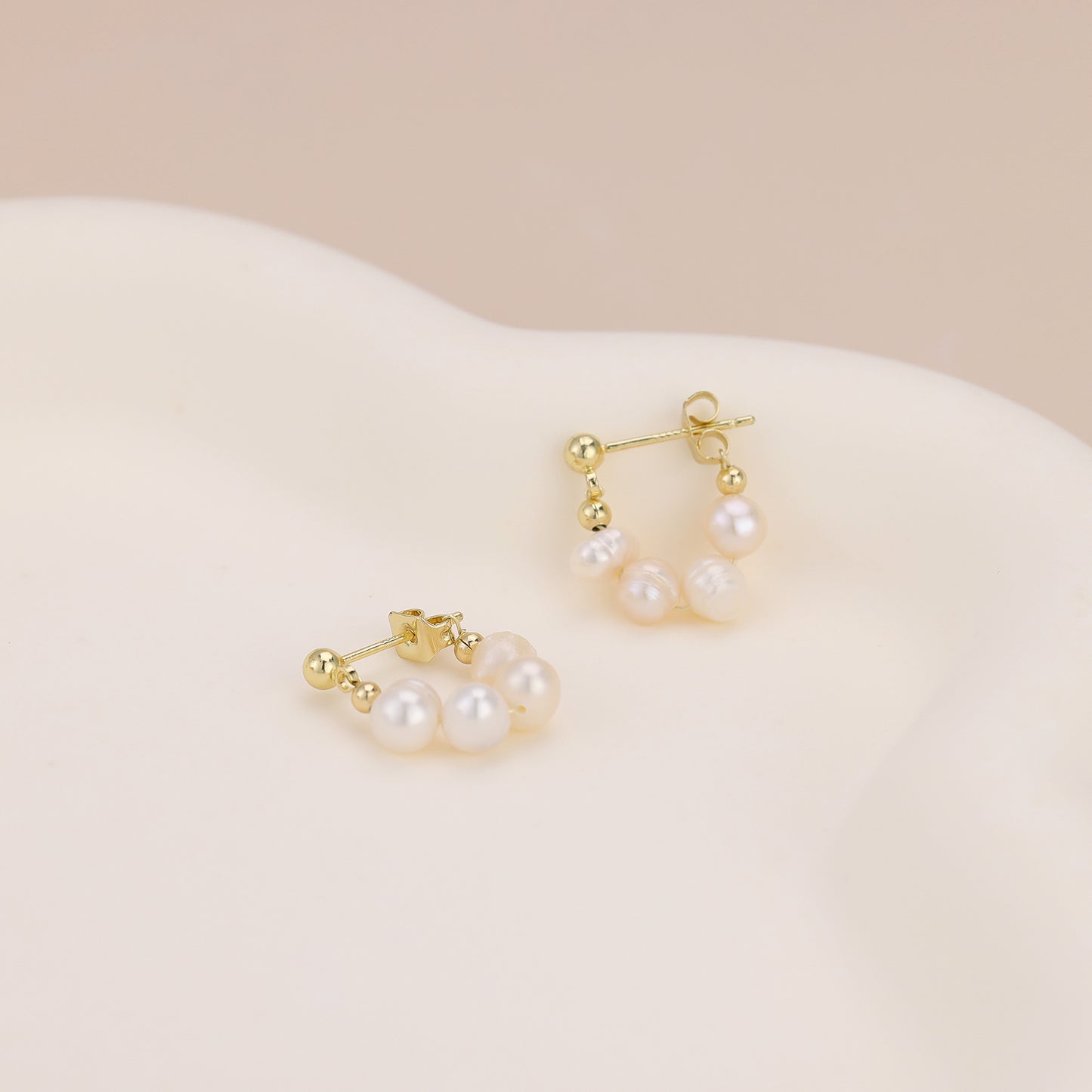 Gold Vermeil E134 dainty freshwater pearl huggie hoop earrings