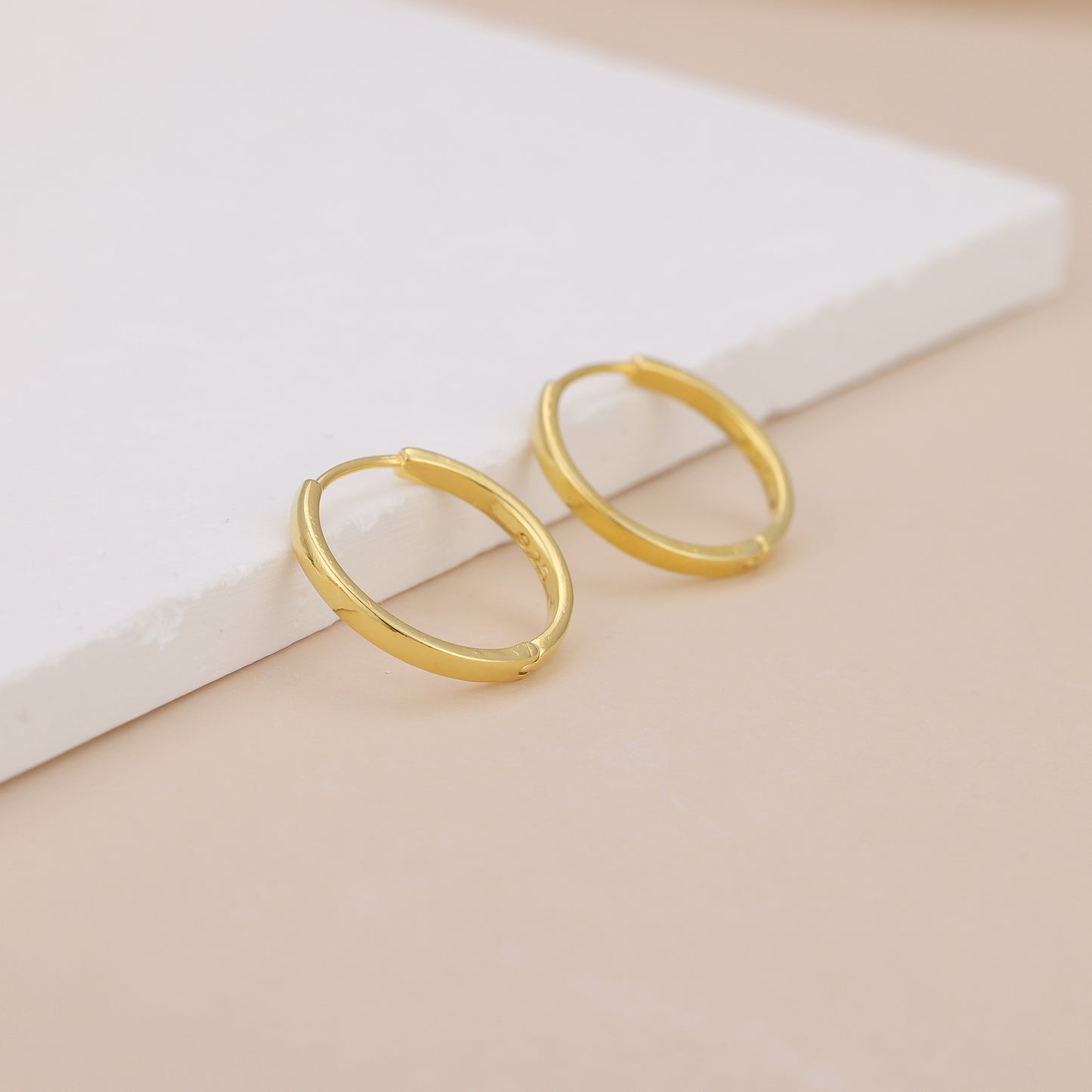 E133 minimalist plain flat wide hoop earrings