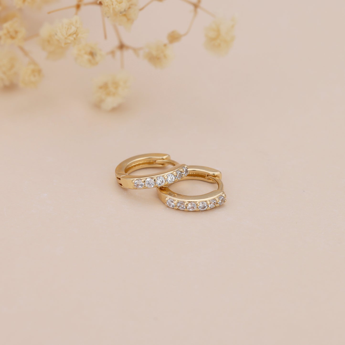 E173 dainty paved huggie hoop earrings