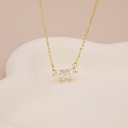 N024 crystal marquise flower pendant necklace