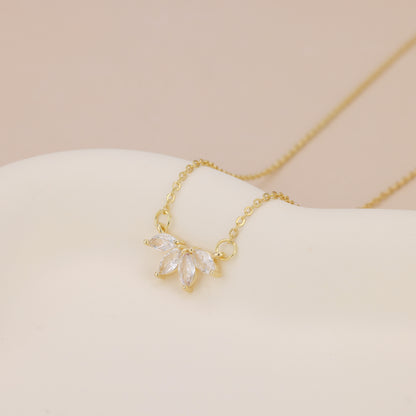 N024 crystal marquise flower pendant necklace