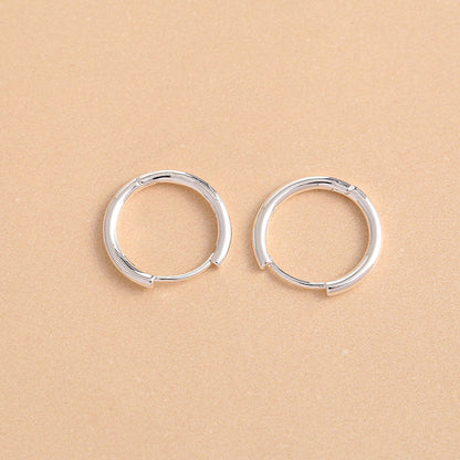 E163 gold huggie hoop earrings for everyday