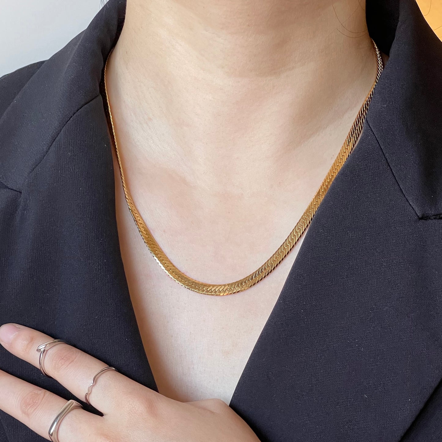 N021 gold herringbone necklace in varies width