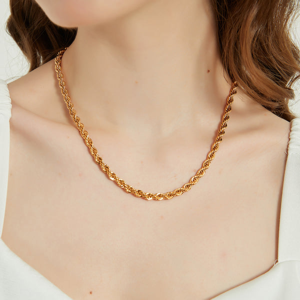 Ava 18k gold filled twisted rope chain link necklace