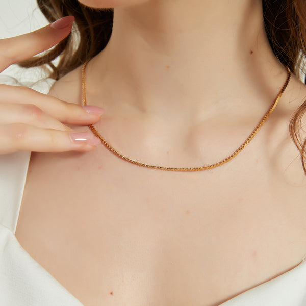 Victoria gold dainty snake chain link necklace