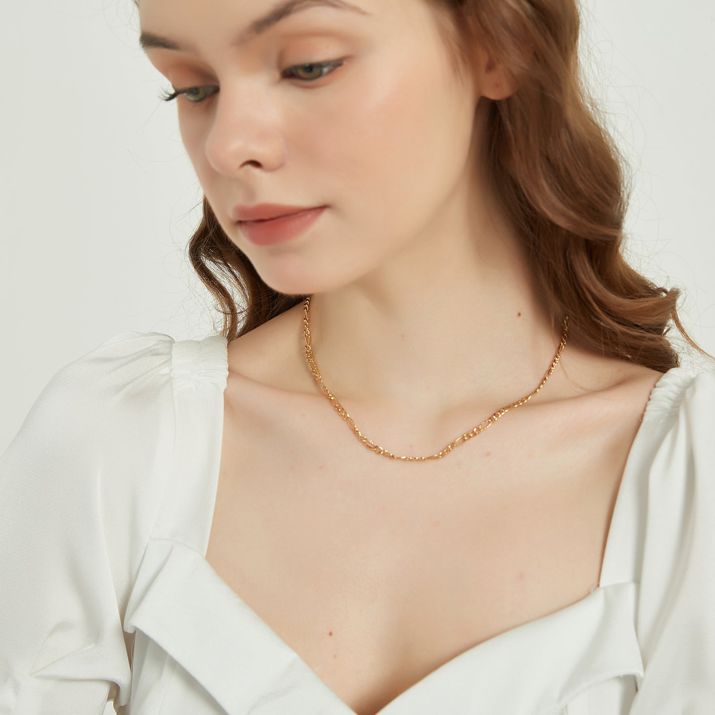 Riley dainty gold figaro chain necklace