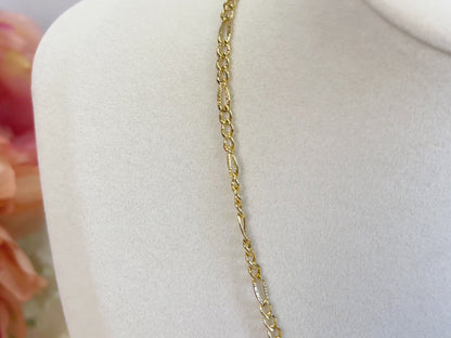 Riley dainty gold figaro chain necklace