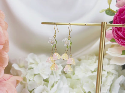 E188 lily of the valley flower dangle earrings