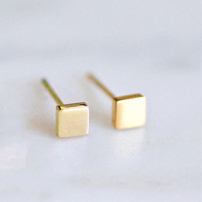 Ivy gold square ear studs earring